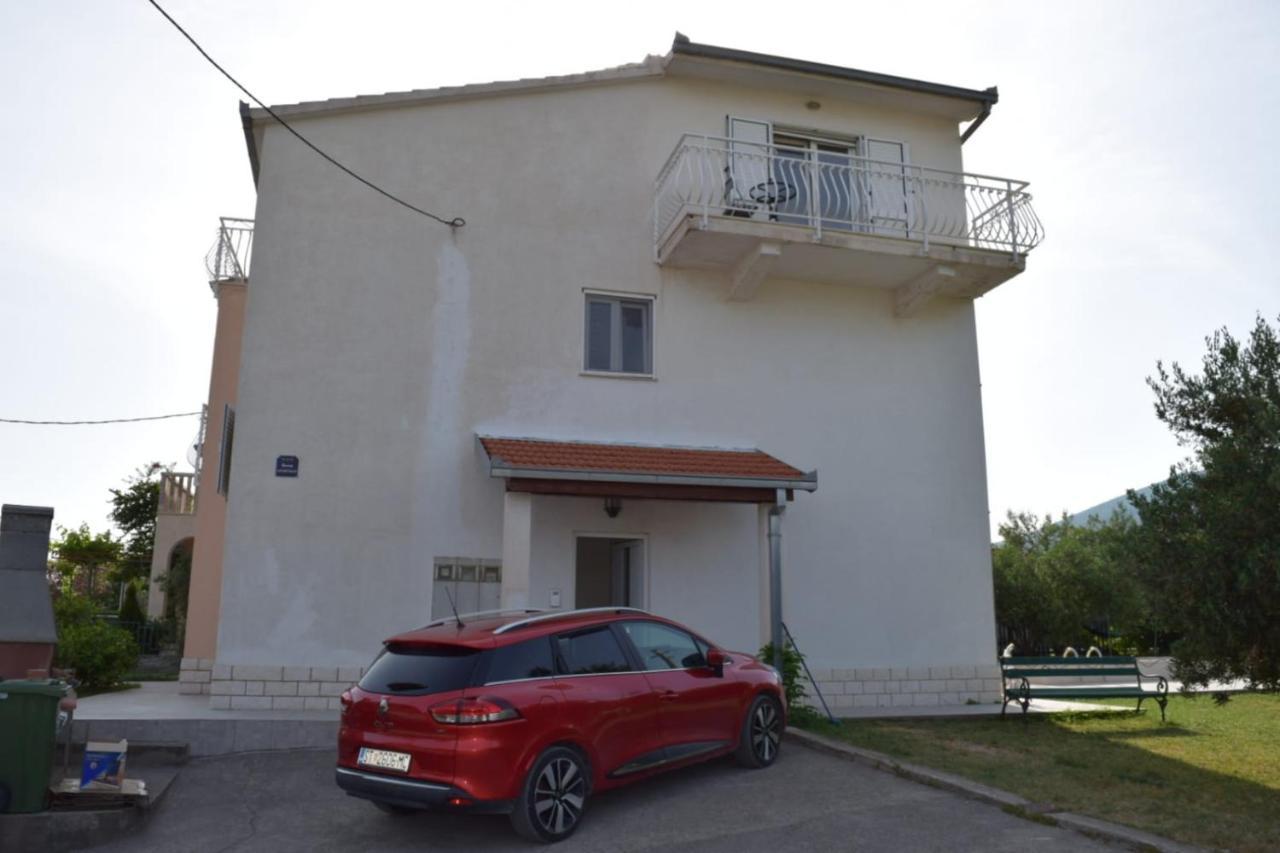 Apartments Marta Kaštel Novi Kültér fotó