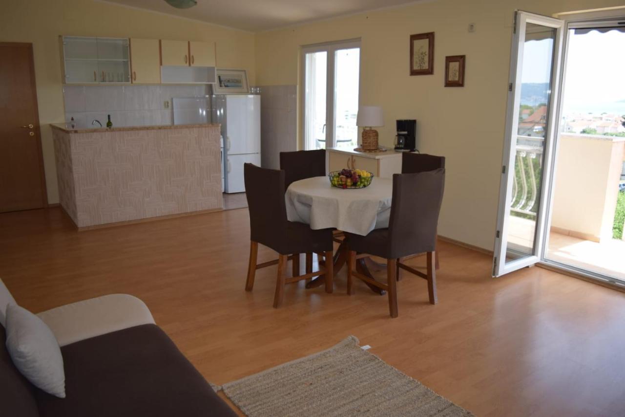 Apartments Marta Kaštel Novi Kültér fotó
