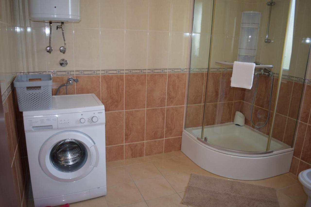 Apartments Marta Kaštel Novi Kültér fotó