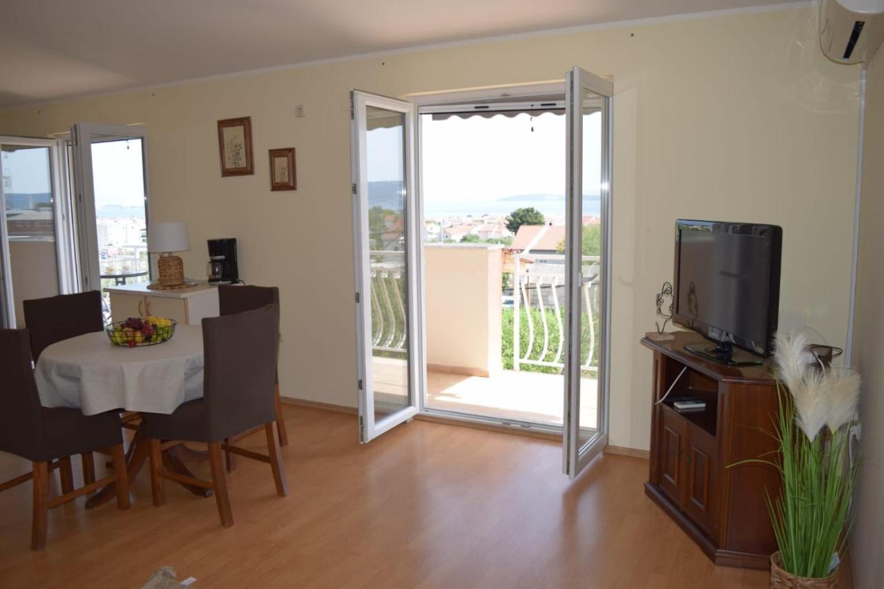 Apartments Marta Kaštel Novi Kültér fotó