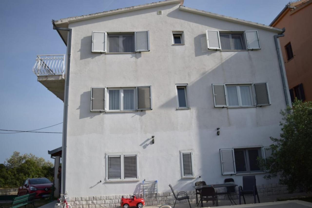 Apartments Marta Kaštel Novi Kültér fotó