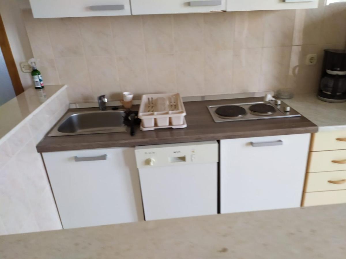 Apartments Marta Kaštel Novi Kültér fotó